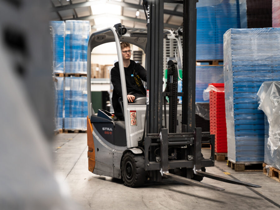 Ausbildung Fachkraft für Lagerlogistik bei der WALTHER Faltbox-Gruppe