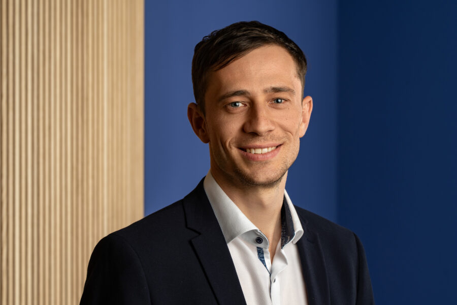 André Hecker, Project Manager WALTHER Faltsysteme
