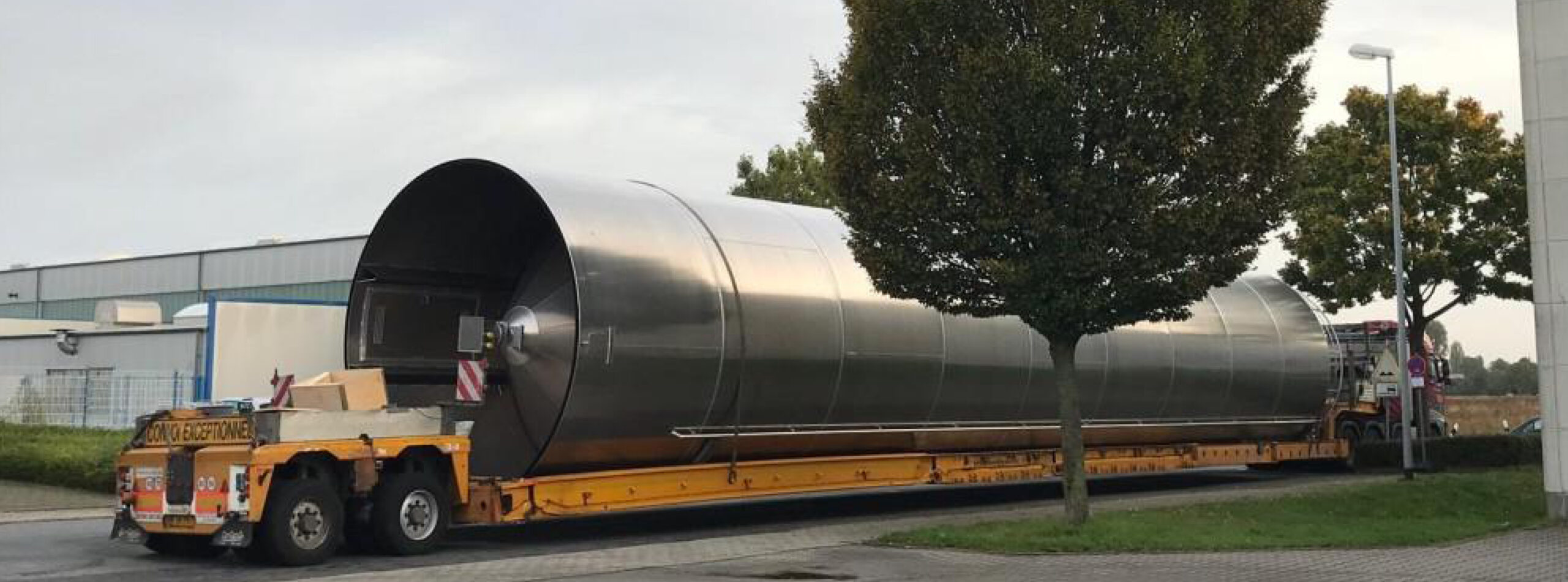 Neue Silos für WALTHER Faltsysteme – Kapazitäten um 660 Tonnen erhöht