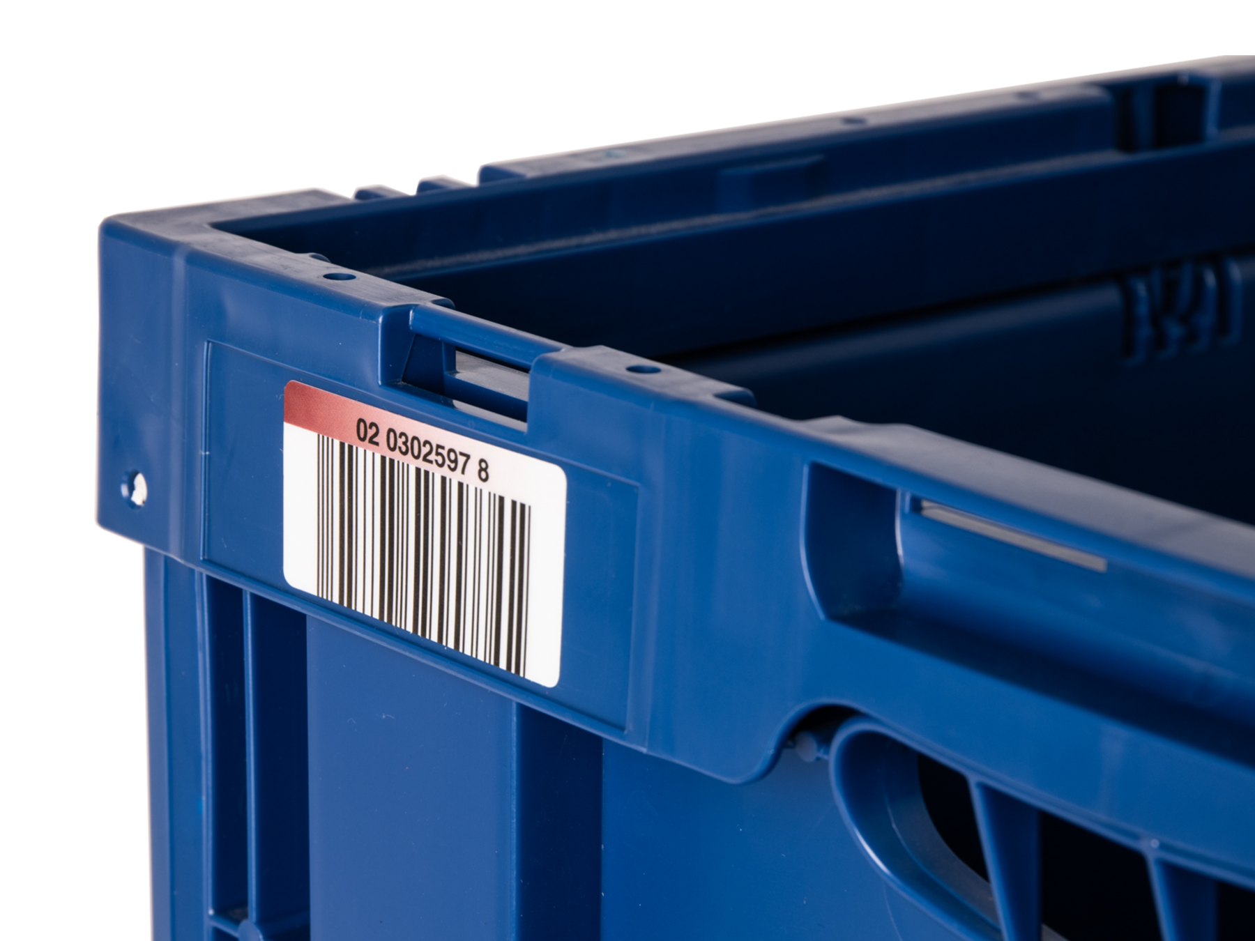 Close-up folding box with barcode