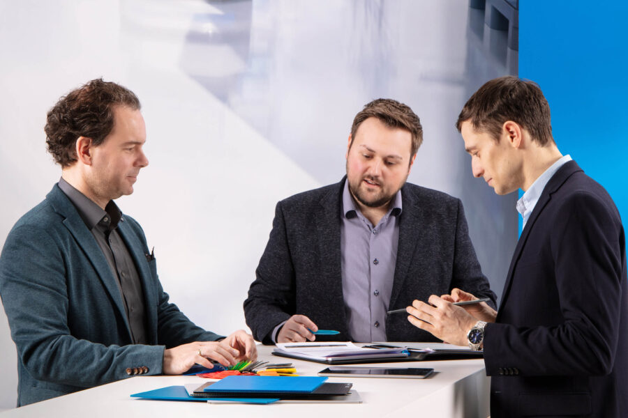 Unsere Experten stehen bei der Entwicklung Ihrer Sonderlösung in engem Kontakt zu Ihnen