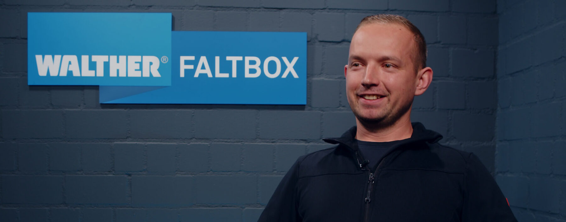 Maksym Pirog, Mitarbeiter in der Logistik bei WALTHER Faltsysteme