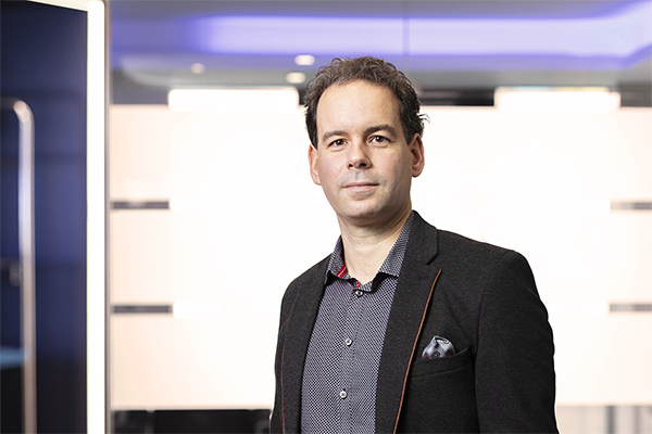 Oliver van Neerven, Leiter der Projektleitung bei WALTHER Faltsysteme